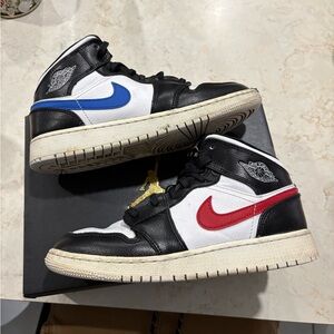 Jordan retro 1 size 5.5y used